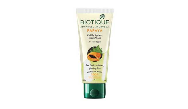 Biotique Bio Papaya Visibly Ageless Scrub Wash