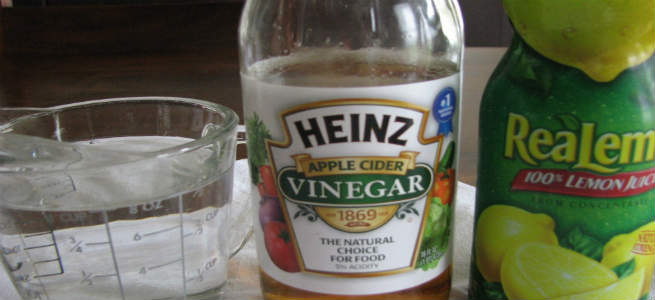 Vinegar and Lemon Juice Nail Polish Remover
