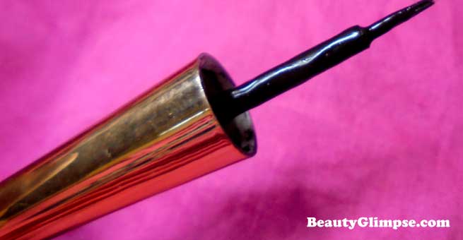 Lakme 9 to 5 Black Impact Liner- Review