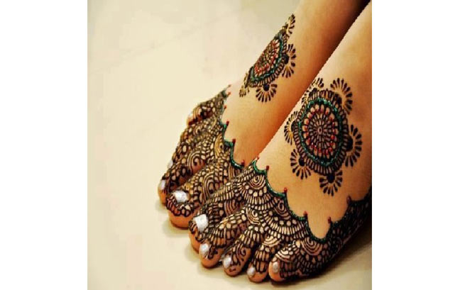 Mehndi Designs for Leg