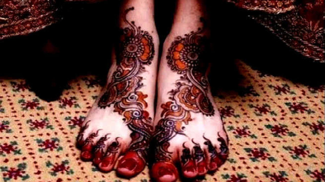 20 Simple Easy Mehndi Designs For Leg Can T Take Your Eyes Off