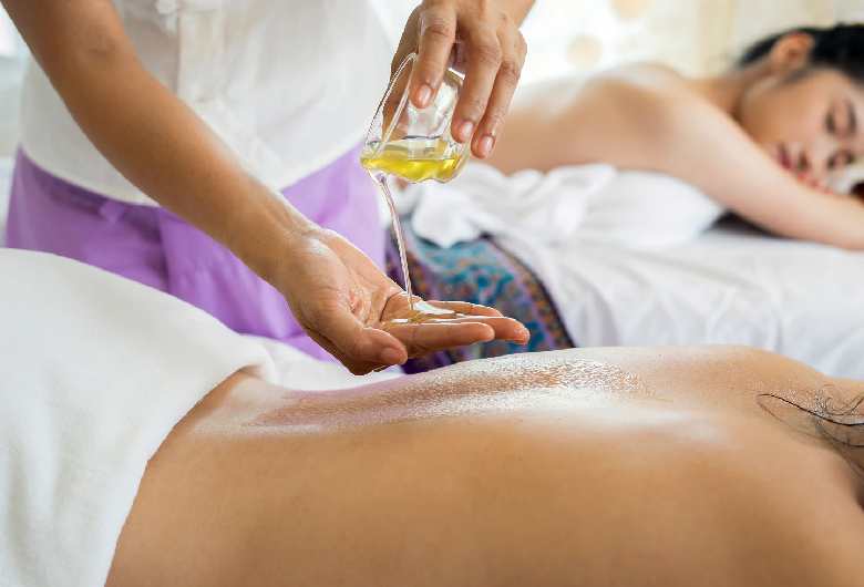 Simple Massage Techniques to Reduce Cellulite