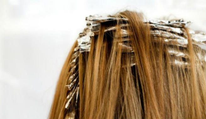 Pro Tips To Follow For Perfect DIY Hair Highlights