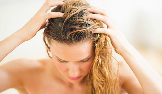 Why And How to Exfoliate Your Scalp At Home?