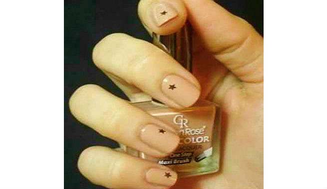 5 Simple Yet Adorable Nail Art Ideas By Using A Toothpick