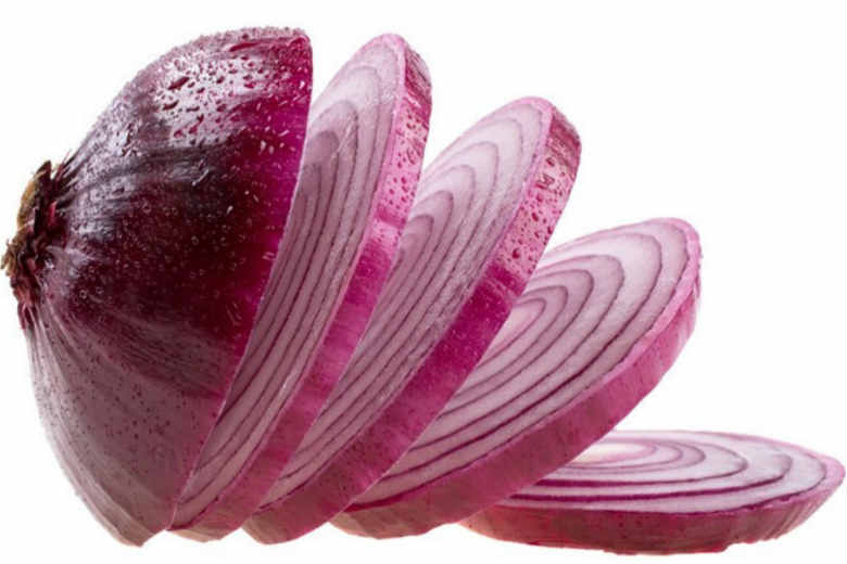 Onion For Skin Care - Treat Acne, Wrinkles, Pigmentation With Onion (With  Benefits & Side Effects)