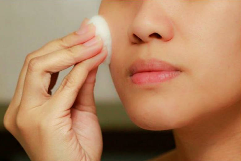 How To Apply Onion For Skin Care?